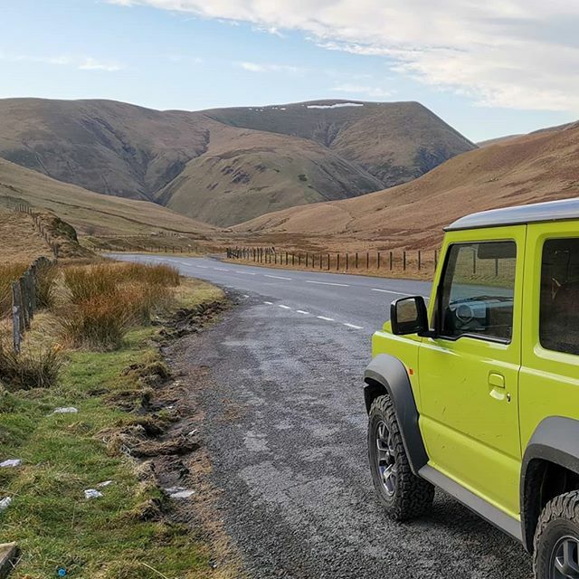 P_Outinthewild's tweet photo. All this week we've been in Scotland planning an amazing Porsche road trip, this is purely work and not fun at all 🤣🤣 The little Suzuki Jimny has been amazing up here @theyellowjimny
-------------------------------------------------------------------
📷 | Photo Credit @theyel… https://t.co/XOfXxLADbc