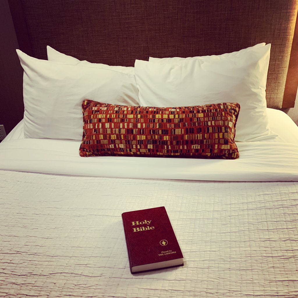 TorridSouls's tweet photo. Do believe this book will be referenced A LOT this weekend!
#ohgod #Gspot #checkedin #vin #valentinesinniagara https://t.co/yMcUVxhYSp