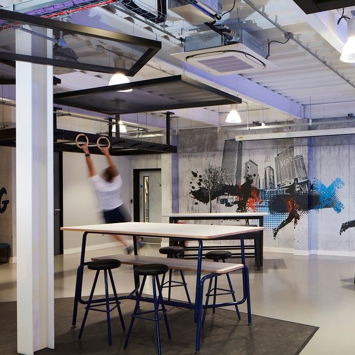 Proud to see the Connection Tubes poseur table in such a cool office <a href="/SCIMX/">SCI-MX</a>

@paramount_int <a href="/connectiontweet/">Connection</a>

#furnituredesign #productdesign #industrialdesign