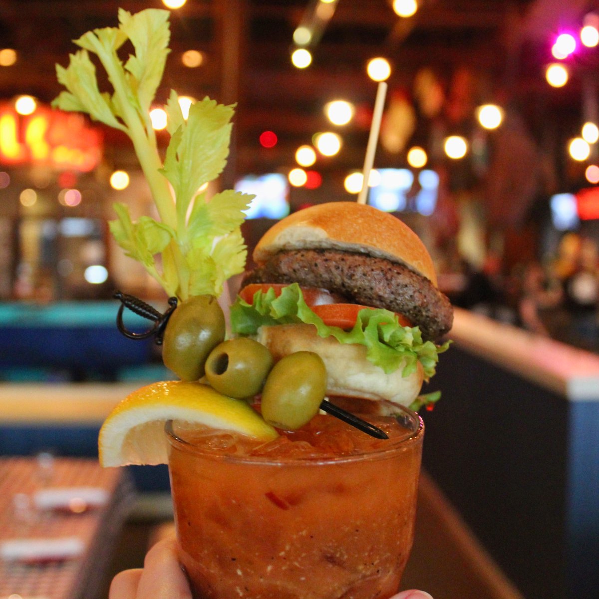 JWSummerShack's tweet photo. Tomorrow--it's going D O W N π
With the 3rd Annual BATTLE OF THE BLOODYS π₯ Featuring 20 of #Boston's top bars! Who will wear the crown, swing by to find out π Things may get bloody.....#FoodIsLove #BostonBloodyBattle #Boston #Foodies #jwsummershack https://t.co/ohHHM74tUg