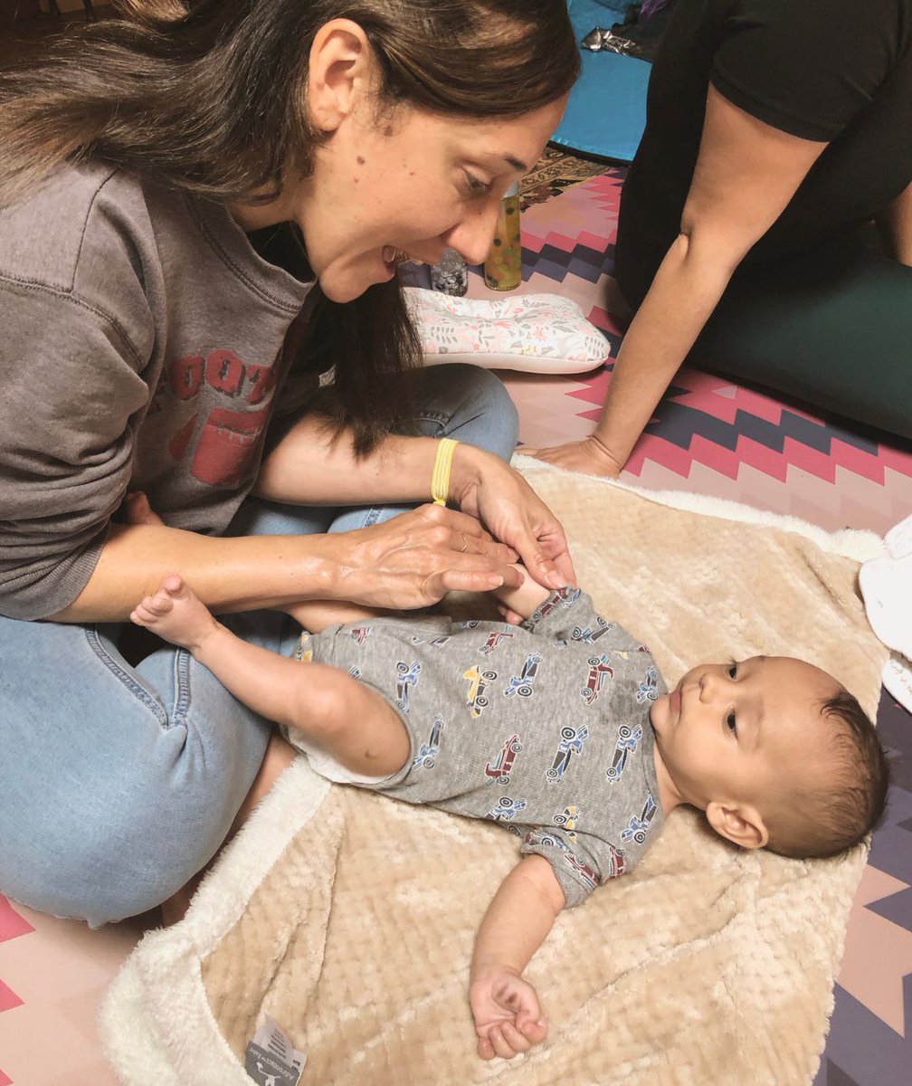 Sarahs_LA's tweet photo. Give your baby the gift of connection! ❤️

Infant Massage is a magical way to tune in to your babies communication cues!

Interested in learning more about babies cues? Join one of our Infant Massage classes! DM for more information. https://t.co/buNiOYIAiu