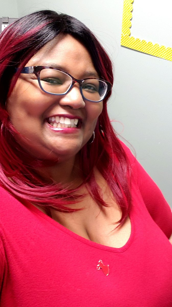 sweetiepiepen's tweet photo. Totally committed to #GoRedForWomen today! Pretty sure @QueenCityE and I were the only duo with hair decked out for the occasion too at #BreakfastInRed! π #CLTGoRed #WeGotThis @HeartofCLT https://t.co/vh4kwHPRS8