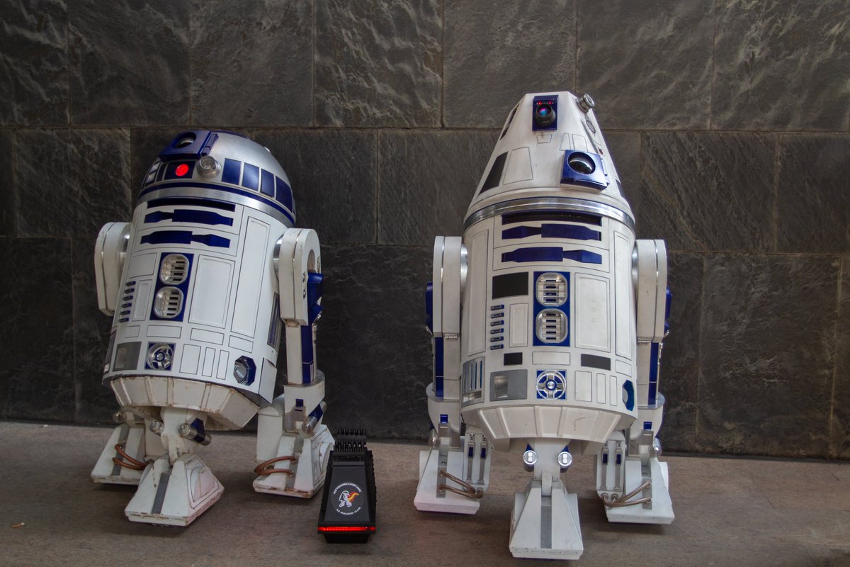 droid_builder's tweet photo. Resumen de #CifiMad 2019, un fantástico evento, cuya edición 2020 está al caer!!
https://t.co/4sHkXQtQE3
#Cifimad #droidbuilder #r4e18 #r2d2 #astromech #r2buildersclub https://t.co/rQUcC9lPE1