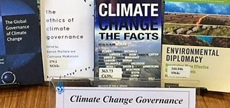 UPEACELibrary's tweet photo. UPEACE Climate Change Governance Course in progress. Professor Dr.  @melania_guerra boosting scholarly debates about the science of climate change and its policy implications .@UPEACE https://t.co/zKXTiIi1z7