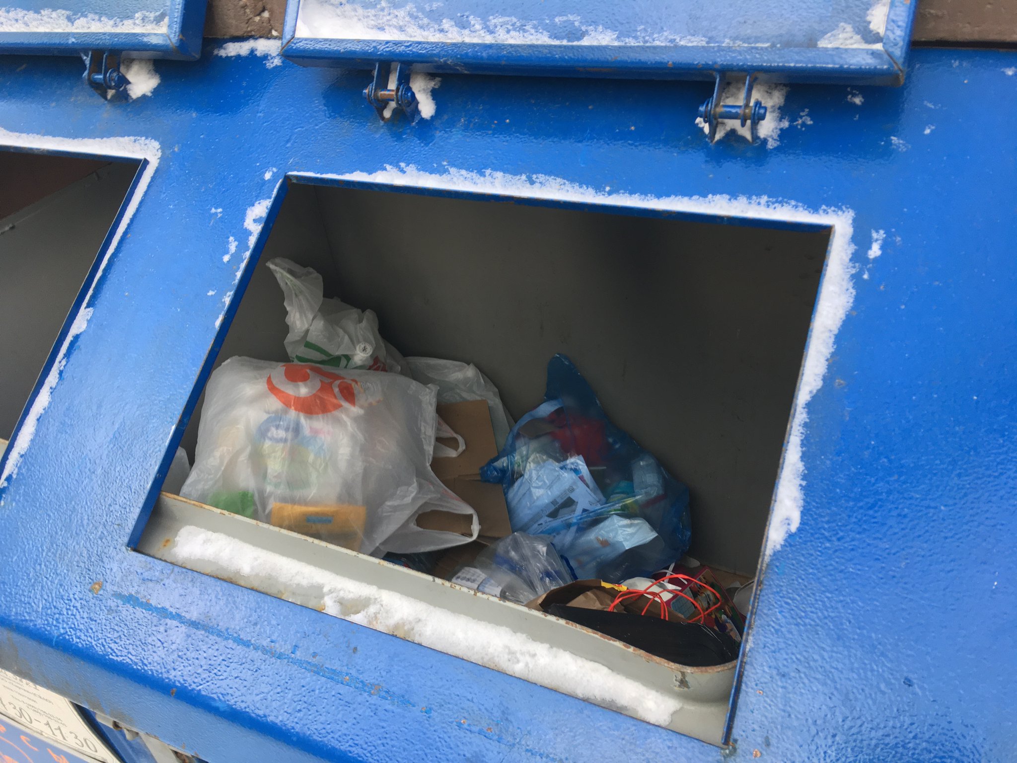 Что не так с мусорными баками городской дизайн,мусор,Москва