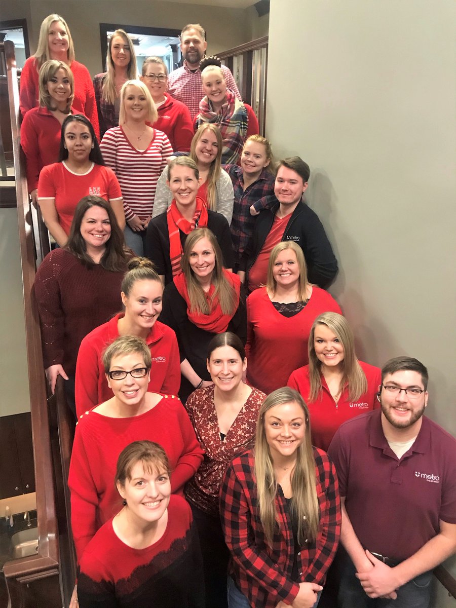 MyMetroCU's tweet image. @MyMetroCU staff at our F Street branch wear their red to  show support for the @American_Heart @HeartNebraska @AHAMidwest! #WearRedDay #HeartMonth