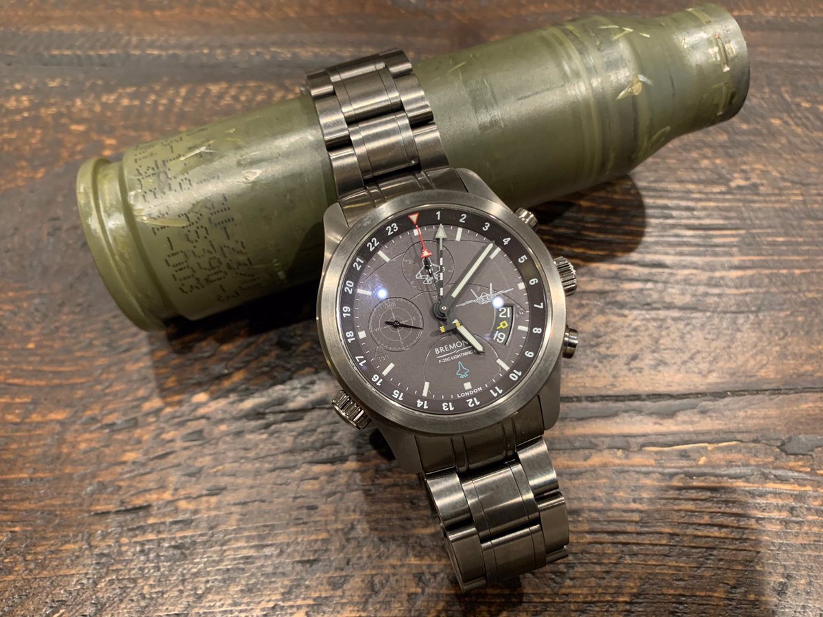 BremontMilitary's tweet image. Fly the U.S. Navy’s F-35C? Then own the @Bremont! Thanks for the pics, Brady. Not a bad watch for a #FighterFriday. 😎 #F35C #LightningII