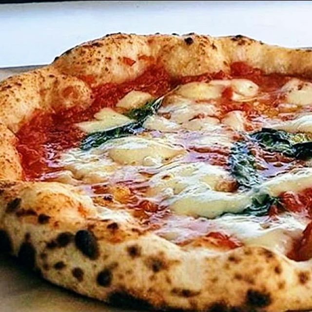 SauceeSicilian's tweet photo. Friday lunch east side of Leadership Square (SE corner of Robinson & Kerr) from 11-1. Call in your order for pick up to 405-412-0789. #WoodFiredPizza #NeapolitanPizza #DeathBeforeDeepdish #BallsDeepInItalianHeritage #FoodTruck #GetSaucee #SauceandBalls #OKCFoodTruck #Saucee… https://t.co/zFrm142N9T