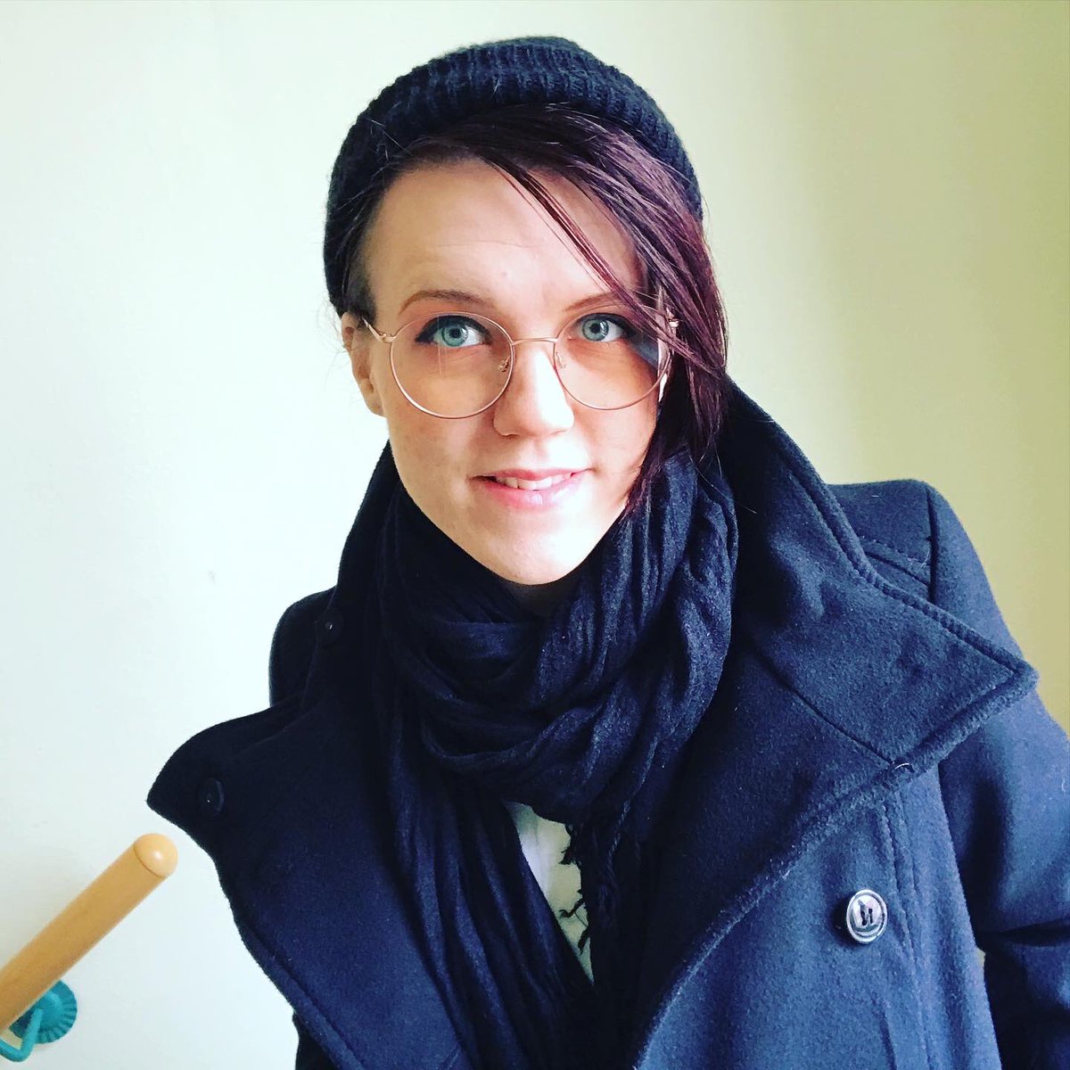 tina_of_tinas's tweet photo. I was going to say โIโm not hot, Iโm more like luke warmโ but then I realised I kinda look like Dane DeHaan in Kyd in this outfit, so never mind. #outfitoftheday #feelingcute #beanielover https://t.co/l2qgJpfhh5