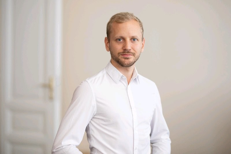 ImageBiopsyLab's tweet photo. Welcome Michael Berger!
To ensure that IBL is able to provide you state of the art solutions in the future, even during times of changes such as the introduction of the MDR, Michael will help us with is experience to meet regulatory requirements.
#imagebiopsylab #AI #quality https://t.co/5HFklRxnhe
