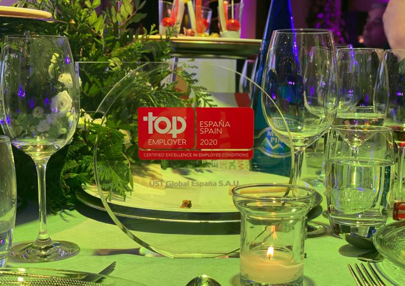 Por segundo año consecutivo hemos recibido el reconocimiento <a href="/topemployer/">Top Employers Institute</a> como una de las empresas más atractivas para trabajar por gestión e innovación en el área de personas.
En el acto de entrega hubo una representación #USTGlobal encabezada por <a href="/GemmaRontome/">Gemma</a> #TopEmployer