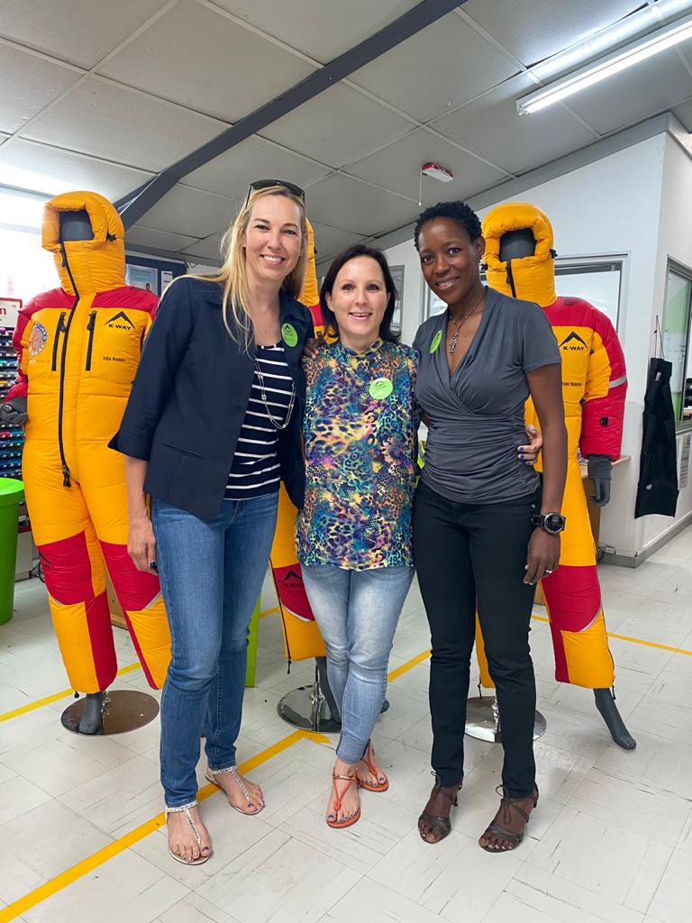 Everest2020SA's tweet photo. Thank @kway_za for our custom designed down suits! Greatly appreciated. https://t.co/jFoJgse62b