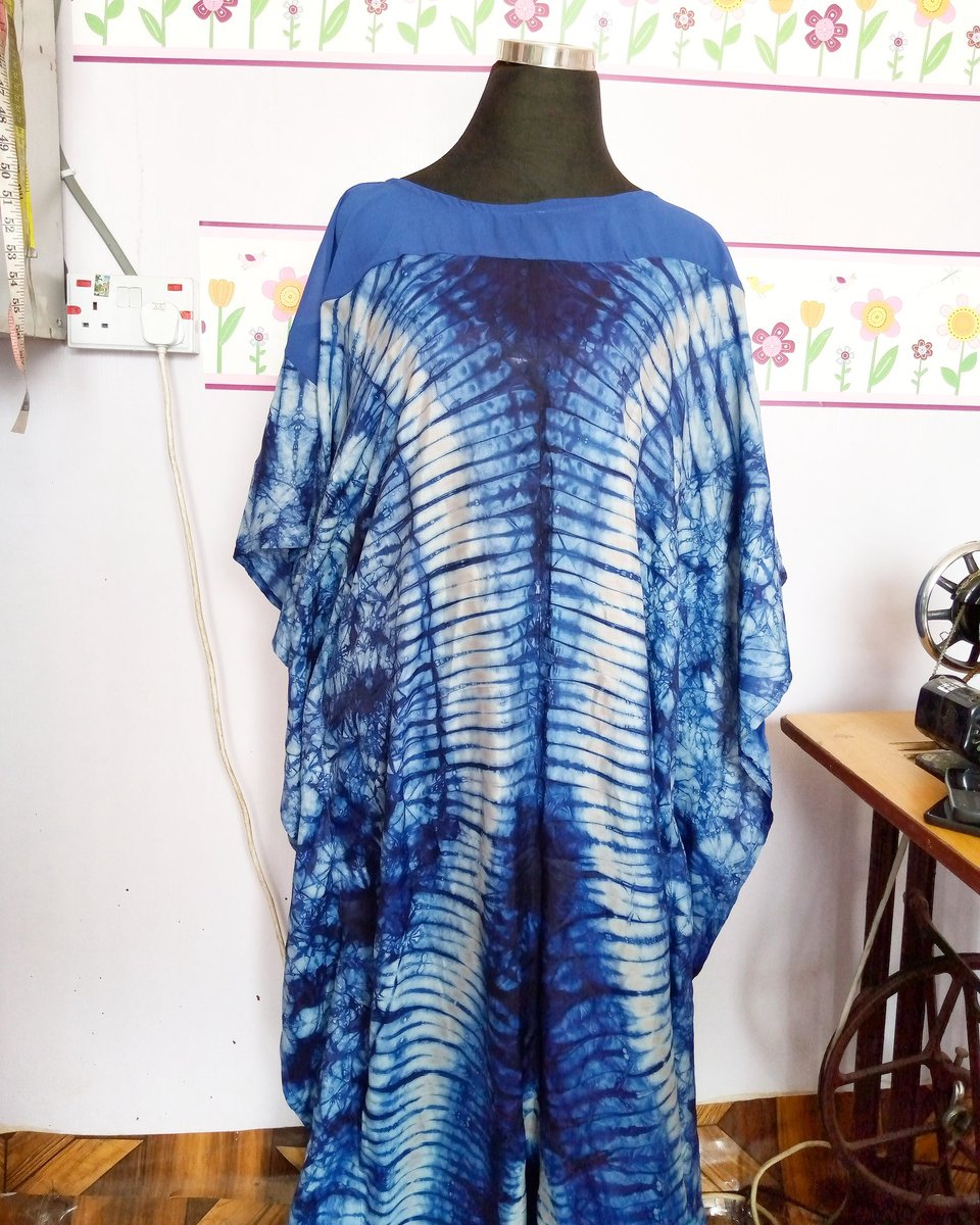 DioJD_'s tweet photo. I'm giving out this Adire Bubu to 1 winner to give to his/her MOM‼️🥳
All you have to do is :-
Ff @diojd_ , write "THE BEST MEMORY OF YOUR MUM" It's a season of love so play along and win this for your mum ❣️.. #DioJD #valentinesday2020 #giveaway #love #adire #bubu #mymother https://t.co/vi71FiDJP9