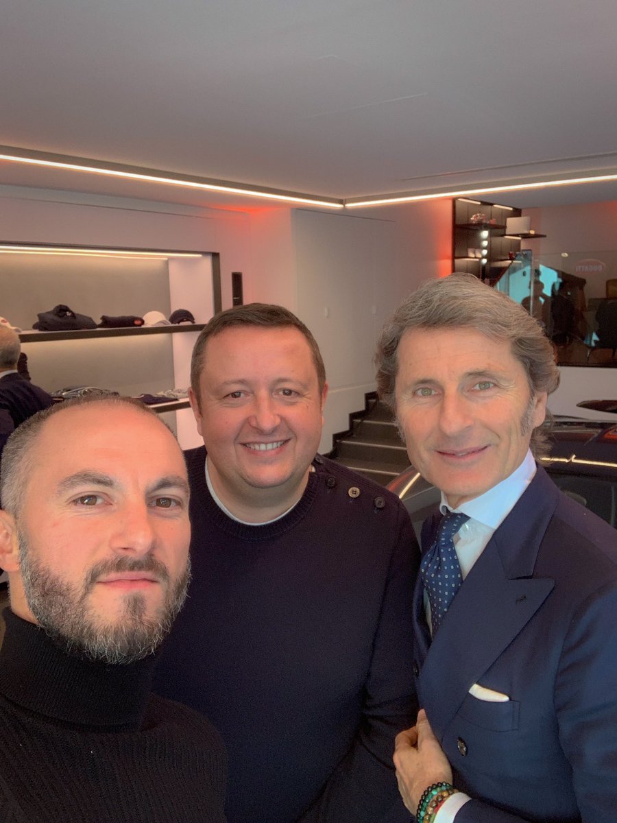 Flow78t's tweet photo. Trés heureux et surtout fier d’assister à l’inauguration de la  première concession #Bugatti en France, la plus belle marque automobile au monde.

« En #Chiron, son propriétaire est capable le matin sur circuit d’atteindre des records de vitesse, puis le soir d’aller à l’opéra » https://t.co/kjWYB5bZgR