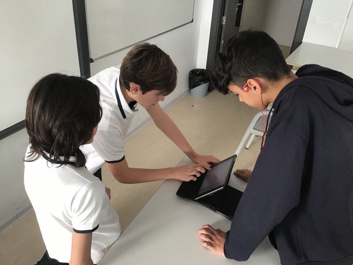 step_hbst's tweet photo. Preparing our activities for Portugal! 🇵🇹
@HBSTORREJON @sepiegob #ErasmusPlus #step #starteuup #hbst #survey #video https://t.co/ZDg3xVoFjT