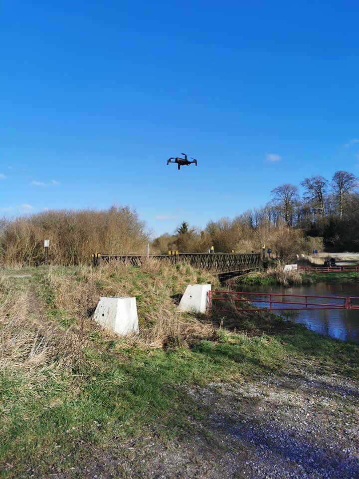 22EngrRegt's tweet photo. Delighted to host @dom_biddick &amp; @IRON918 to see first-hand @OC_5AES training progression to validate as #ArmouredSappers prior to supporting @CO_5RIFLES in @BATUSCanada &amp; Estonia, and visit @6HQandSpSqn UAS engr recce trial. Spr R &amp; Cpl F two worthy recipients of Comd 20X coins. https://t.co/xGmLjicDeO