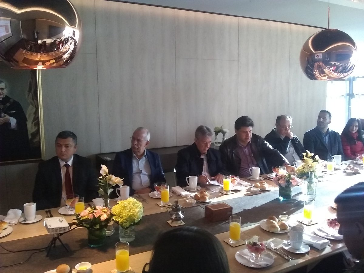 acofi's tweet photo. Reunión Decanos Bogotá @unisabana @acofi @Escuelaing @YoSoyUnitec @upiloto @udistrital @lamilitar @UANTONIONARINO @YoSoyCUN @Utadeo_edu_co @UniJaveriana @UNColombia @UniversidadUNAD @UNIMINUTOSP @ucentralbogota @USTA_COLOMBIA @F_UAMERICA @etitc @Uni_Sanmateo @unipanamericana https://t.co/9kHSCmKXa6