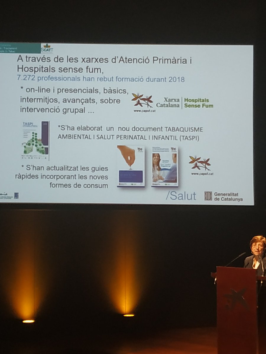 m_margalef's tweet photo. #SCATT2020 Enhorabona per una jornada tan exitosa. @CarmenCabezas10 i @enrovira conclouen l'acte amb el repàs de l,evolució del #consumdetabac . Encara avui 1500.000 fumadors, un repunt al 2018. 45-64 grup d,edat de dones a intervenir. Continuarem unint esforços. Cap pas enrerra https://t.co/bUyogPetCc