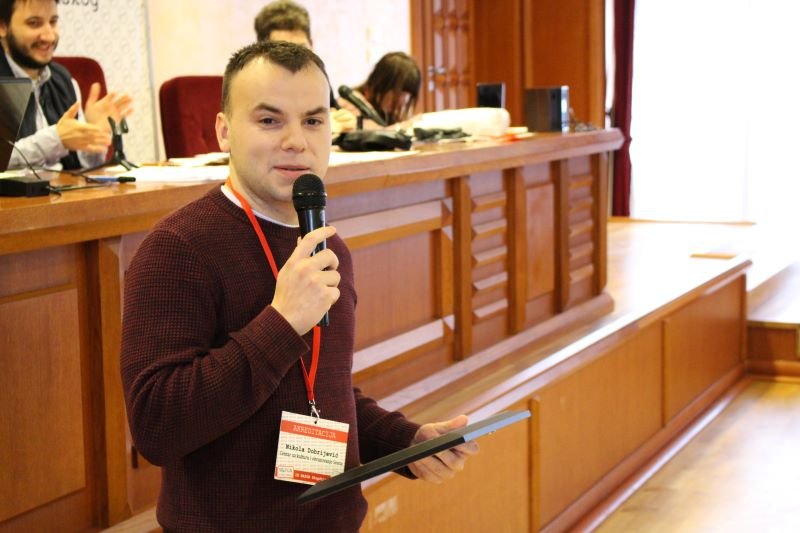 025info's tweet photo. Ovogodišnje priznanje Nacionalne asocijacije praktičara/ki omladinskog rada pod nazivom Hvale vredan napor pripalo je Apatincu Nikoli Dobrijeviću za značajan doprinos u razvoju ruralnog omladinskog rada u Srbiji.
#napor #cekos #nikoladobrijević
➡️https://t.co/3tw2YNoYo0 https://t.co/KQLyhiuRfw