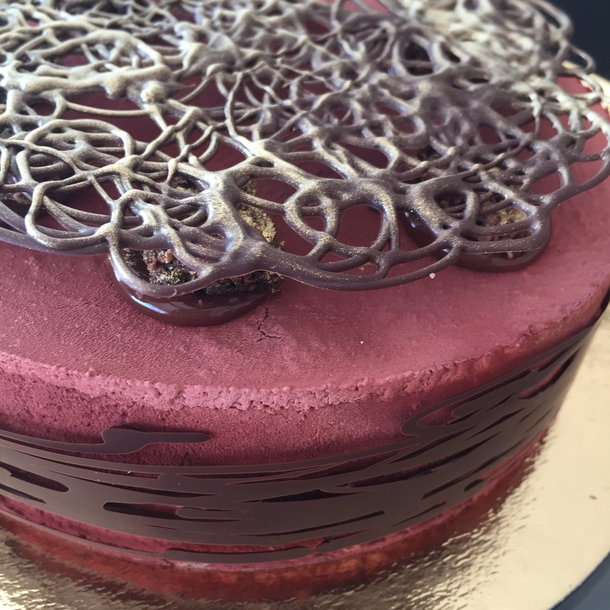 GMoncordonbleu's tweet photo. #sodelish #raspberry #chefGrace #coconut #chocolate https://t.co/52KsHHiQgQ