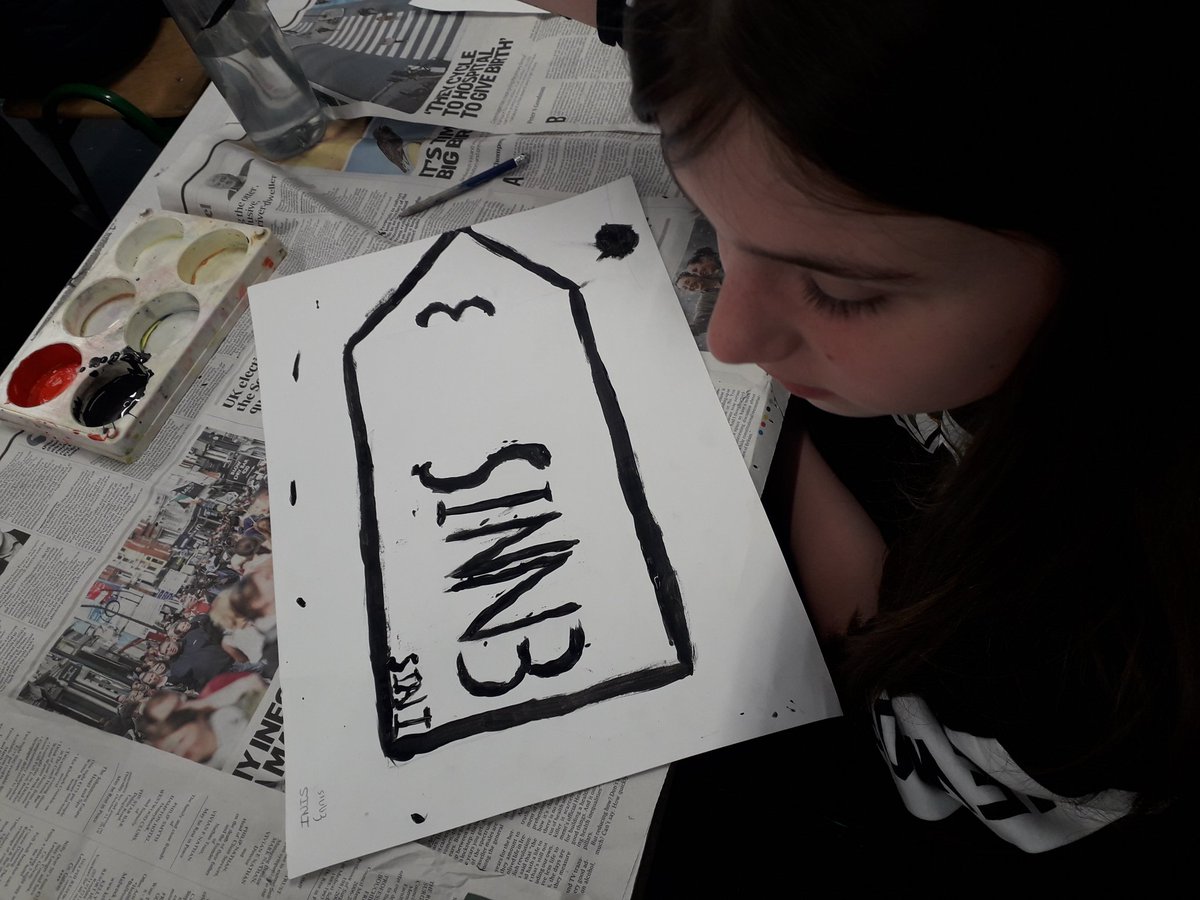 5Eetns's tweet photo. Wonderful Art Work this morning which links well with this month's SESE topic "County Clare". @EducateEnnis https://t.co/BmUT32ODiM