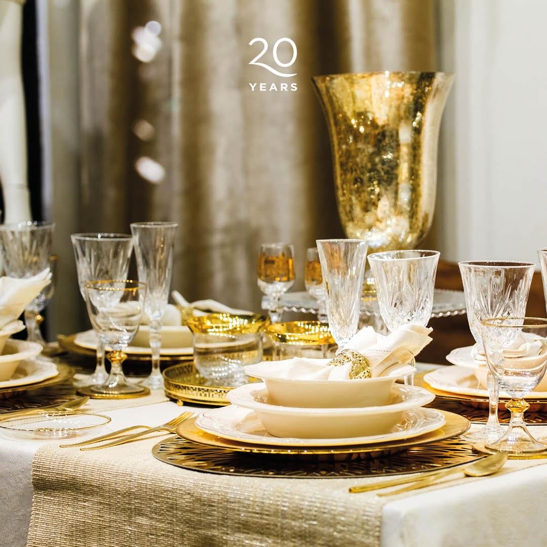 MelanieLampro's tweet photo. It's been a super-busy week for Head Office at #TempleSpa!
20th #birthday celebrations in full swing and now a leadership #weekend in #London at @WaldorfHilton_ - and we get to call this sort of thing work... 🍾🥂
#SpaToGo #LoveWhatYourDo #Friyay #LondonIsLovingIt https://t.co/OvHg5MZnth