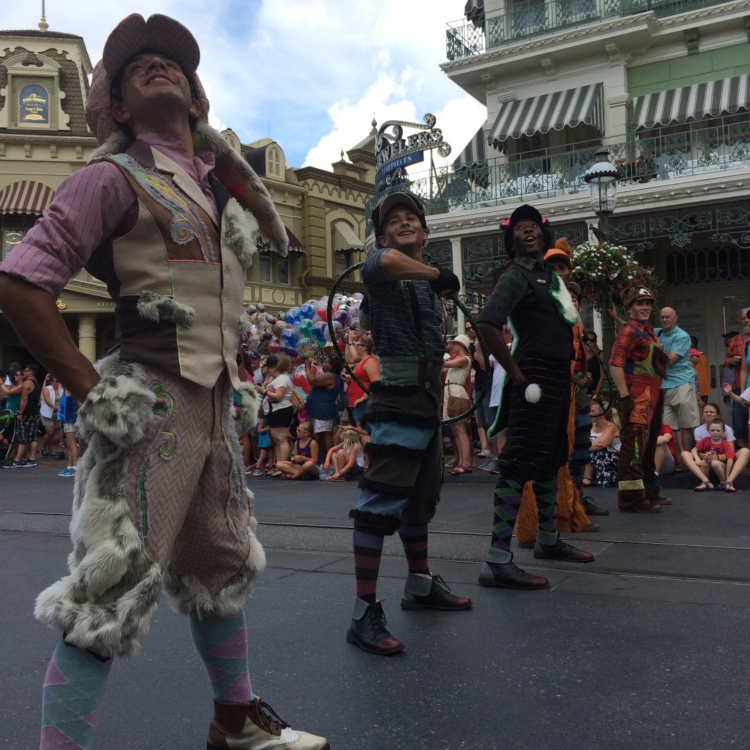 AAGTravel's tweet photo. Walking into Friday with your head held high! Who's ready for the weekend? #Travel #Disney #FestivalofFantasy #Adventure #WaltDisneyWorld #Friday https://t.co/tTDuAVcbUK