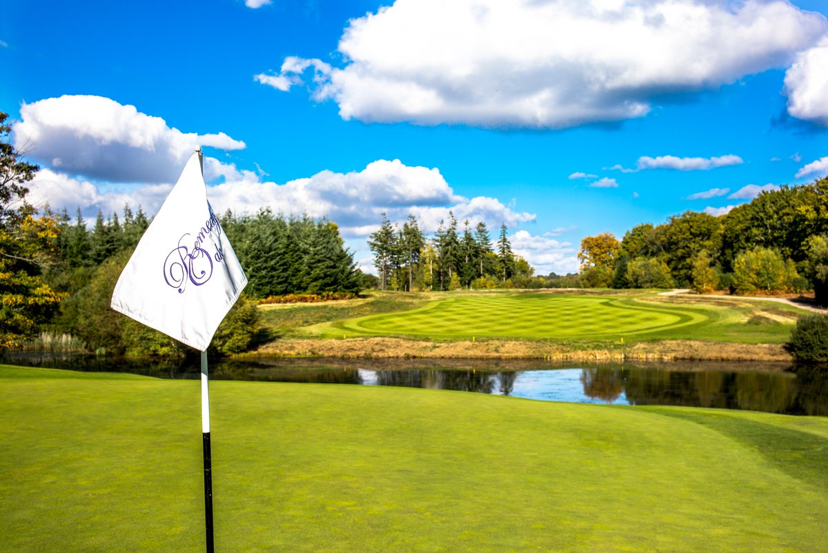 remedyoak's tweet photo. Remedy Oak provides a first class experience for golfers and restaurant patrons. 

⛳️ Join: nigel@remedyoak.com #joinremedy 

🍴 Dine: catering@remedyoak.com #dineremedy

🏌️ Play: info@remedyoak.com #playremedy

���� Corporate: aaron@remedyoak.com #corporateremedy https://t.co/UmPRXAqM2Q