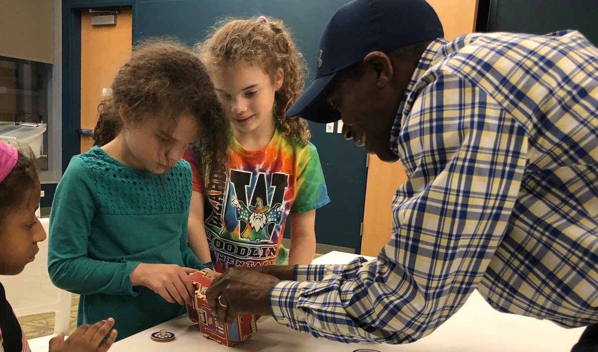 daytocode's tweet image. From our last after school activity building mini car robot, thank you to our participants, the Silver Spring library @mcpl_libraries @elegoo_official @ebamba #stem #nonprofit