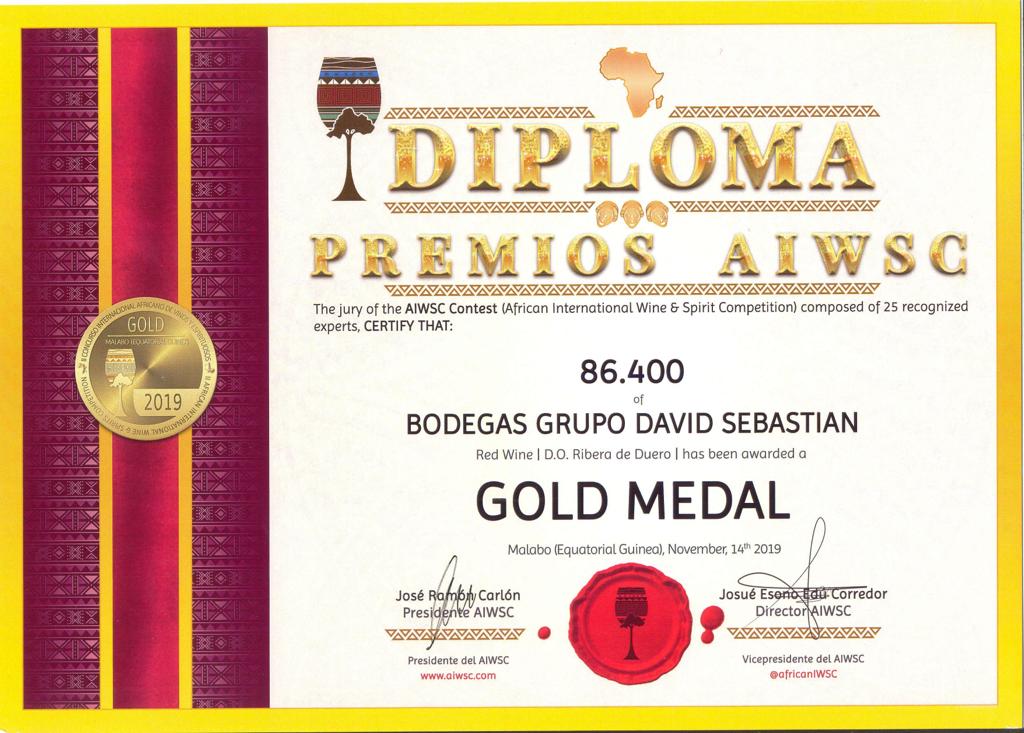 vino86400's tweet photo. Gracias por este premio 🏅
Significa mucho ser reconocido como mejor vino por la #AIWSC
¡Sigamos brindando juntos por los éxitos!
#vino #premio #vinotinto #diploma #awards https://t.co/1G5hENyvzl