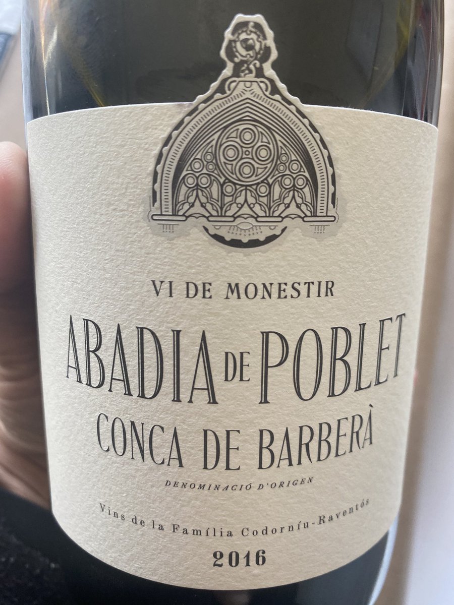 martigironell's tweet photo. I avui per dinar farem un traguinyol d’aques vi de la @DOConcaBarbera @ABADIAPOBLET @annavicens @JosepPituRoca 👌🍷 https://t.co/NDIgUvTYAg