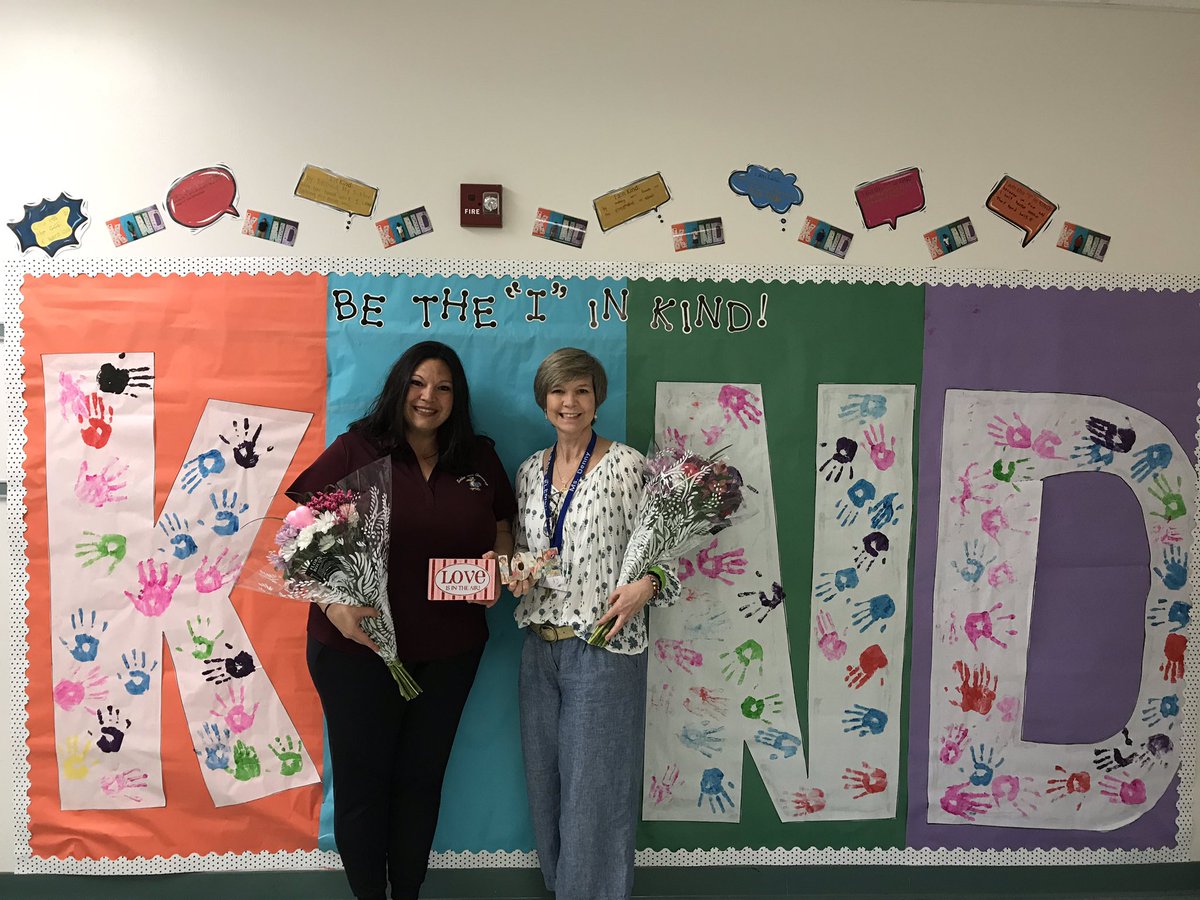 KellyKnapke1's tweet photo. Happy Counselor’s Week to these two ladies that are always the “I” in Kind😊@GGEseagulls https://t.co/JyqqOpY4GY