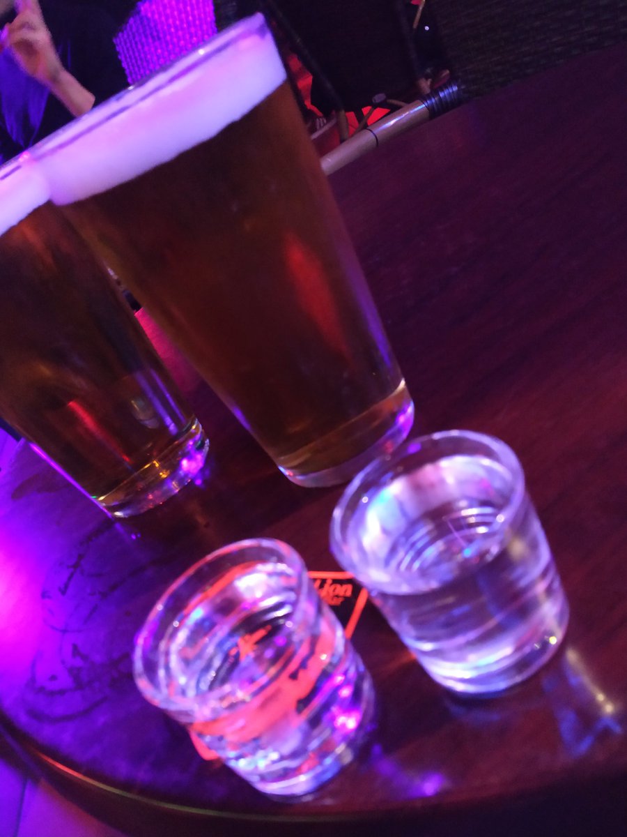RichWXM's tweet photo. Benidorm broke me... #TooOldForThisLark 🤪 https://t.co/f7rQ4vzc6n