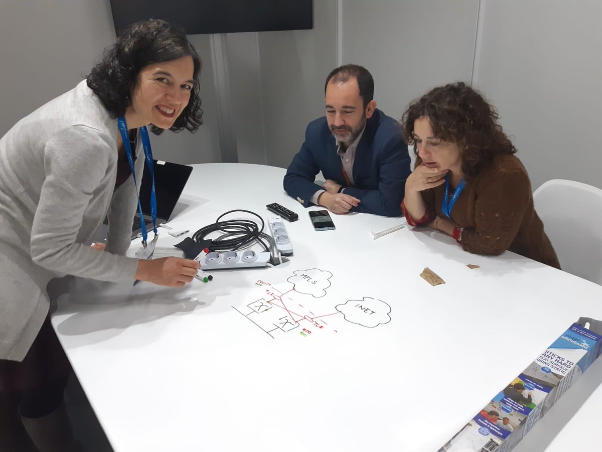 La semana pasada, técnicos de la #DGTIC asistieron a #CiscoLive2020 #CLEUR para compartir impresiones con expertos en tecnologías emergentes y contrastar estrategias con compañeros de otras AAPP. #multicloud #WiFi6 #SDWAN