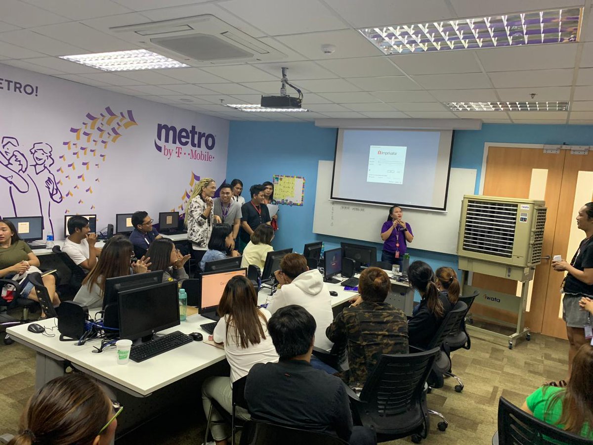 Mikai83362848's tweet photo. #MetroRainbow #MetroTalk #Equality 

@ElsaRom21464351 sharing her great experience @metro.. 

#PurpleLife
#WeAreMetro
#ClarkLangMalakas
#SharingPositiveVibes

@Daniel_S181 @Greg_MPCS @HPDEC1969 @iamyourritzy @Jamie_Metro @Josie_MPCS @ONE_Clarktastic https://t.co/B0PwdeFo2Z
