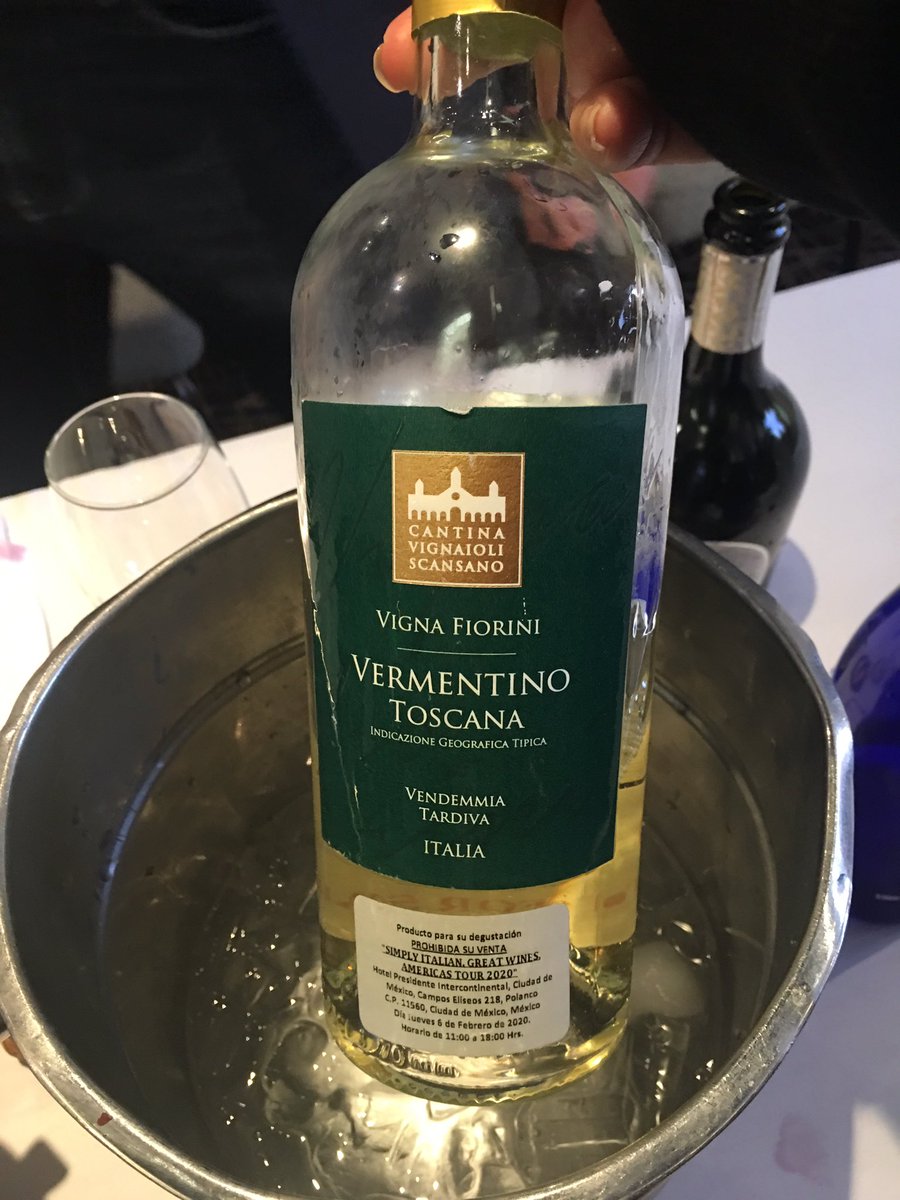 amor_tinto's tweet photo. Algunos de los excelentes vinos italianos que probamos ayer en Simply Italian Great Wines #winelover #Italia #ItalianWines #cheers #Italy #SimplyItalian https://t.co/7pMc6jOKFd