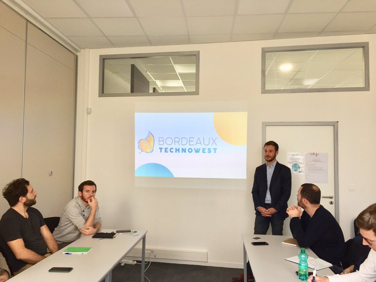 Bdx_Technowest's tweet photo. Aujourd’hui @VilleduBouscat et @Bdx_Technowest reçoivent les équipes innovation de @Cultura à l’#echoppe l’incubateur du commerce connecté 🛒 💡
#ecommerce #retail #startup https://t.co/wITcjnYIys
