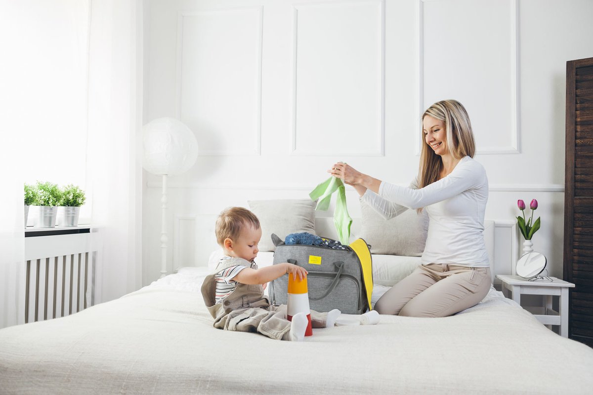 📌 Our Grey Duffle Changing Bag with Mat is waterproof and safe for you and for your baby! It's so easy to wipe clean and the diaper bag and changing mat are both hand washable!

Get yours now: babacibaby.com/product-page/b…