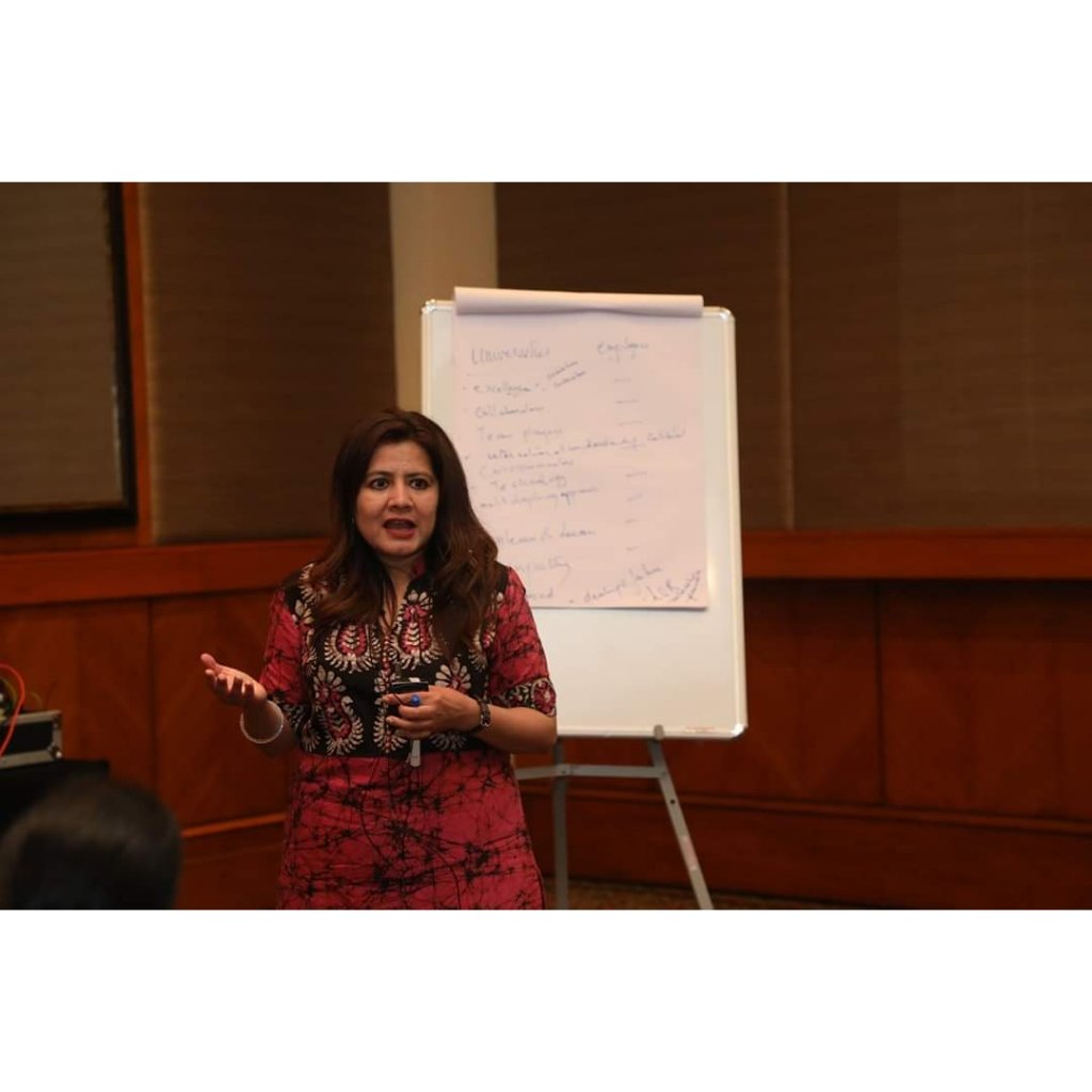 Future50Schools's tweet photo. Our 1st #RegionalSeminar held in Mumbai on 3rd Feb. Here are a few glimpses from the enriching workshops conducted by Priyamvada Taneja &amp; Rod Fraser. Future 50 Schools Shaping Success is coming to your city.
Click to register for your City Regional: https://t.co/3fkgGWKgoq https://t.co/2TJd5XMZ2L