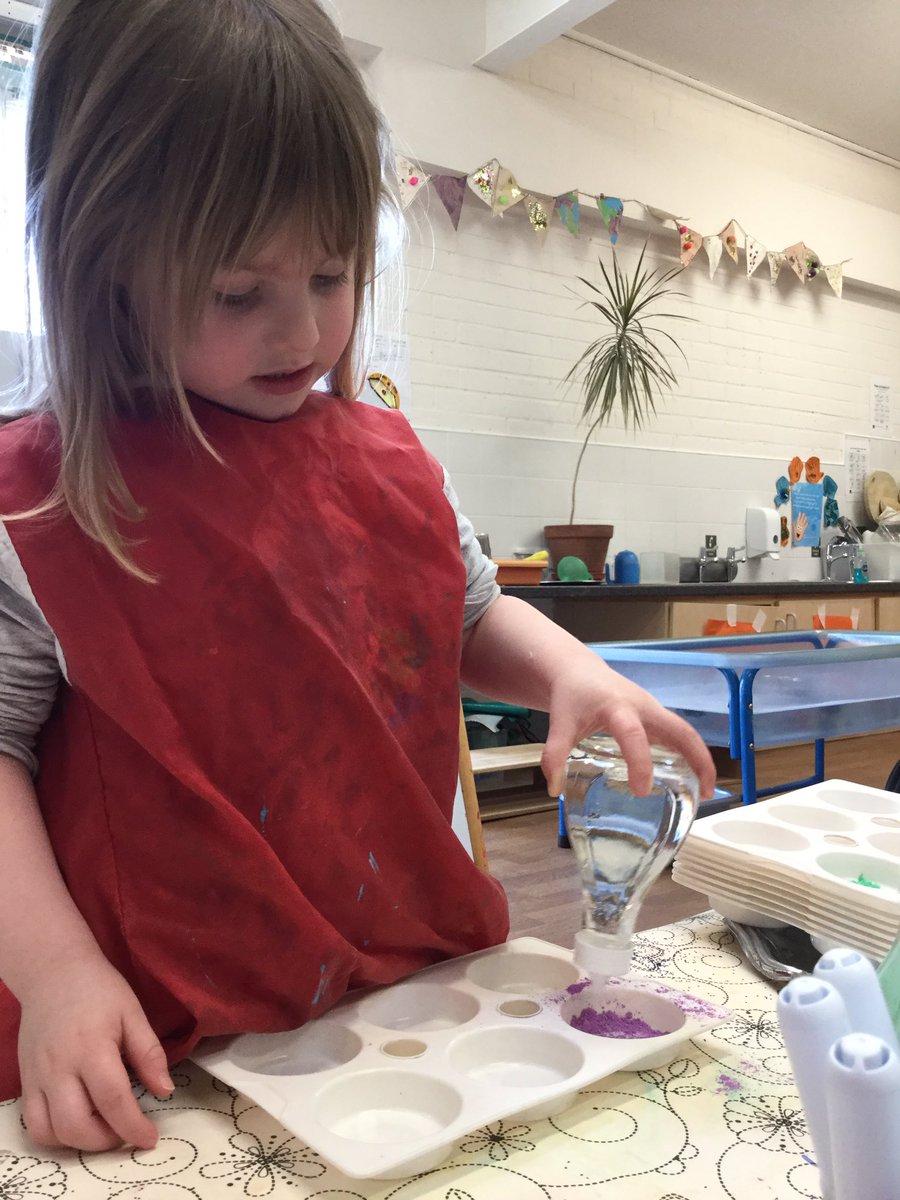 friockheimpg's tweet photo. We created our own paint station using powder paints and water!
The girls mixed the paint independently and had the freedom to choose the texture of their paint.
They were very interested in the transition from powder to liquid and the effect it had on their picture.
#friockpg https://t.co/eS2y9DsRAn