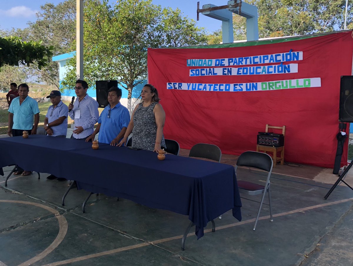 Erick28_Seglar's tweet photo. Ayer en el Mpo. de #Mayapán la UEPSE acercando servicios y el taller de inclusión e igualdad impartido por #CEPREDY a consejos escolares. https://t.co/pQCLiy6doH