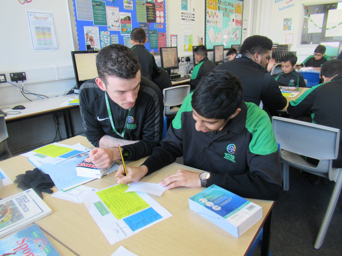 GeorgeSalterAc's tweet photo. This week in the library has been P.E week. ⚽️🤾‍♂️🏀⛹️‍♀️

Year 7's have been taking part in vocabulary research lessons &amp; students attending homework club were set a challenge to get up and follow a team of year 9 students in a quick exercise, every 15 minutes. #giveyourselfabreak https://t.co/HOmSpvi5G5