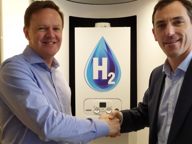 baxiboilers's tweet photo. Very interesting morning with Cadent, discussing hydrogen as a safe, sustainable and affordable fuel for heating in the future. The picture shows David Pinder, CEO Baxi Heating, and Steve Fraser, Chief Executive Cadent Gas. #hydrogen #cleanenergy  #futureofheat https://t.co/TvnQ8y10xg