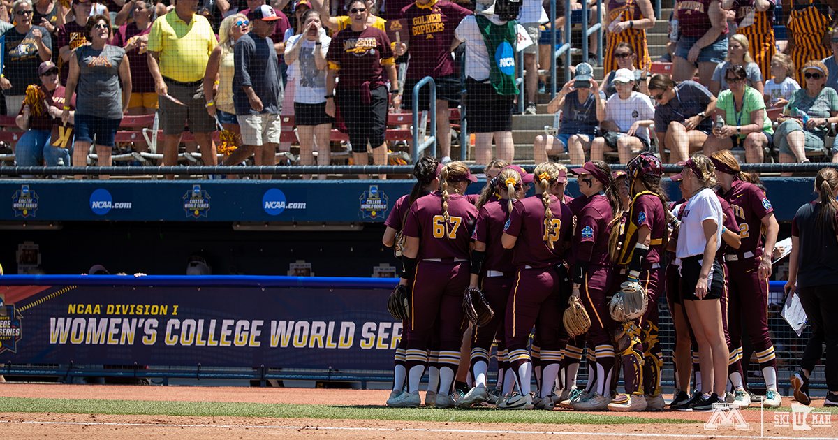 GopherSports's tweet photo. The quest to return to the WCWS begins today.  〽️ 

@GopherSoftball | #DreamB1G https://t.co/ry8Cf6AqZE