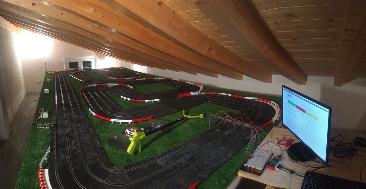 AlleManfredi's tweet image. Just tested a lap timer (made by me) for my slot car track!
#RaspberryPi + #electronjs + #nodejs + #reactjs  + #Python 
github.com/allemanfredi/s…