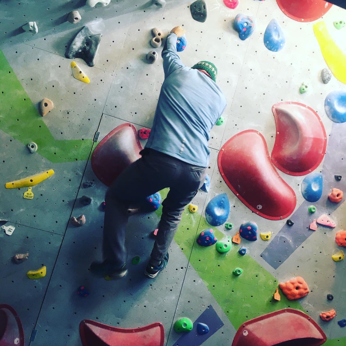GC_OutdoorEd's tweet photo. Today we are #climbing @WarehouseClimb in #Gloucester with #level1 students .. whilst our #level2 and #level3 #sportandoutdoor #students complete a #firstaid qualification.. #practicallearning @Forest_of_Dean @Gloscol @Gloscol_SU @aboutglos @VisitGloucester #gloscol #cinderford https://t.co/54kpqGUhAL
