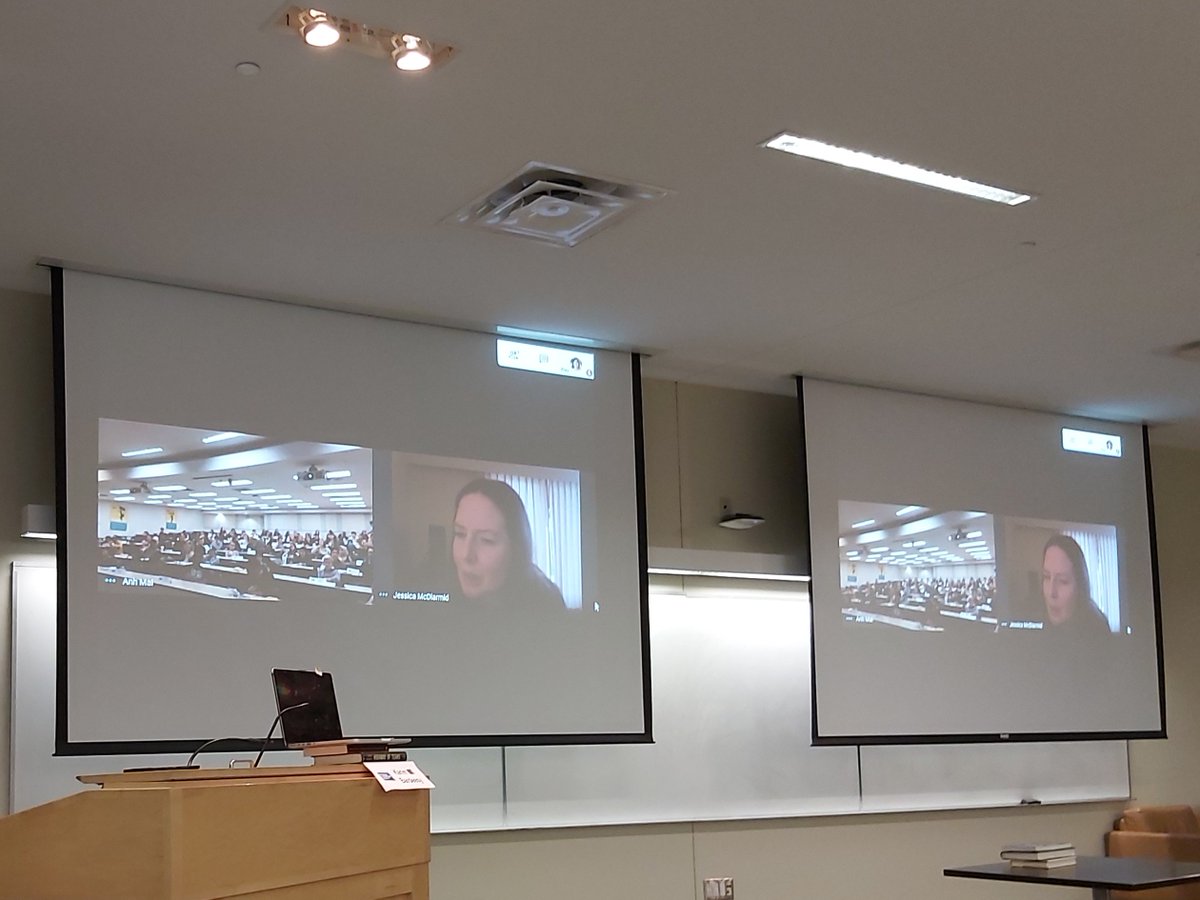jfobregon_'s tweet photo. What a privilege to superaudit the Making the Future class @RyersonU, where @jessmcdiarmid answered students' thoughtful questions about her book "Highway of Tears" #cssh505 #trc #reconciliation #MMIW @RULeadLab https://t.co/CIcy2qwlEe