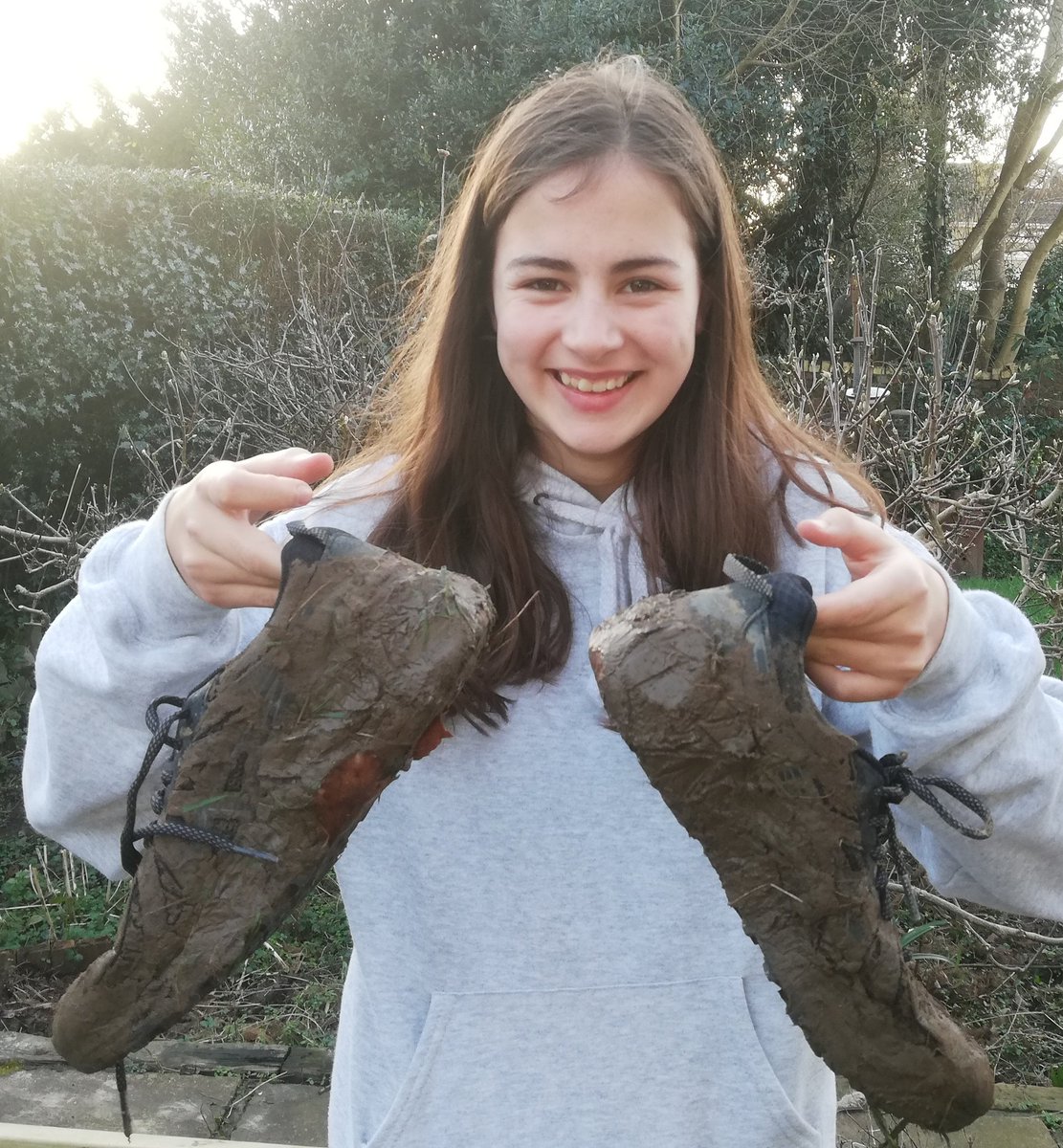 angharadrowe's tweet photo. Llongyfarchiadau Rhiannon ar gael dy ddewis i dîm  @ANTATHLETICS16 ar gyfer Pencampwriaeth Trawsgwlad Ysgolion Cymru! @AddGorffGwyr https://t.co/YSjGPSXeQj