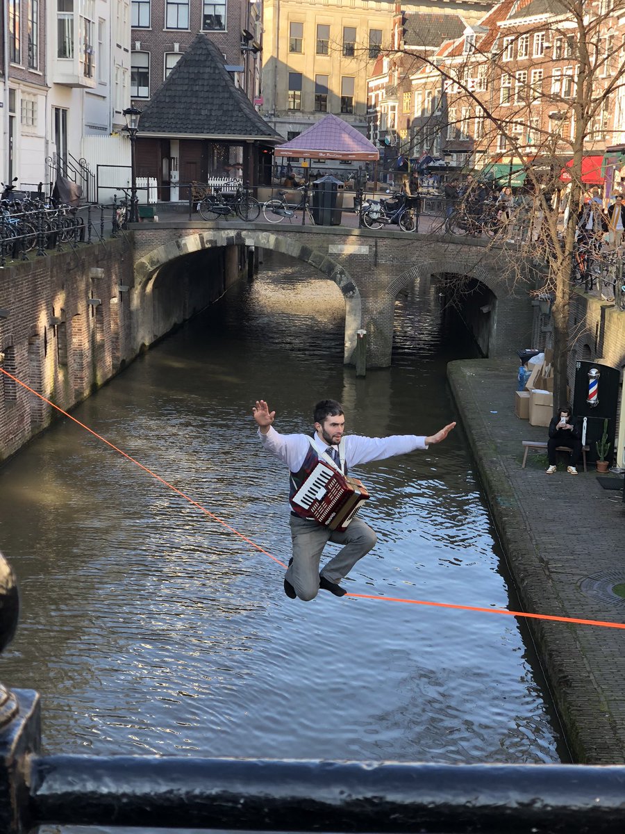 Op pad met #Cityhosts van <a href="/ROC_MN/">ROC Midden Nederland</a> en <a href="/UtrMarketing/">Utrecht Marketing</a> kom je in de stad van alles tegen!