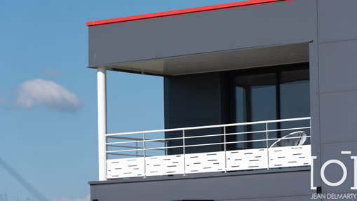 groupebonhomme's tweet photo. En tant que contractant général, Bonhomme Bâtiment a réalisé la construction des locaux de l'entreprise ADS Protection, située à Portes Les Valence.
👉🏻 https://t.co/qv5T47vUD0
#BonhommeBâtiment #GroupeBonhomme #BTP #adsprotection #drome https://t.co/L79Vhbp8UD